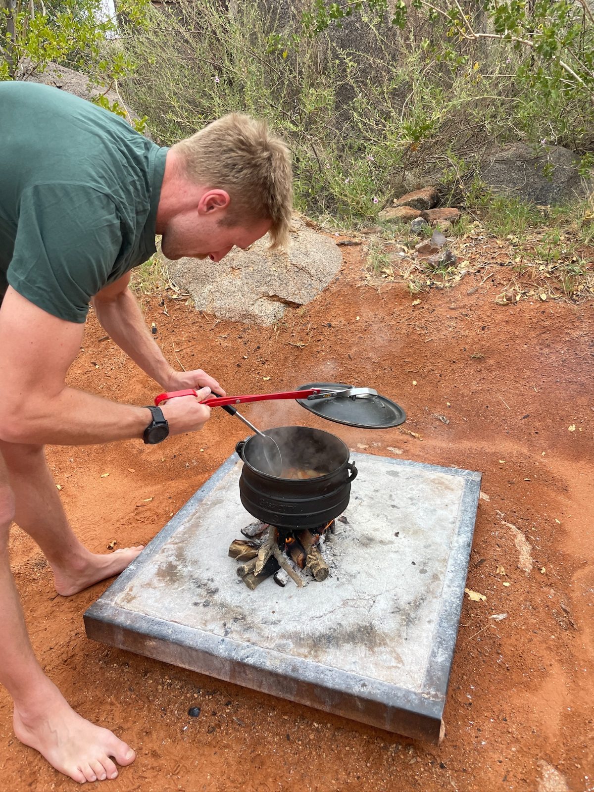 Cooking poike on the brai.